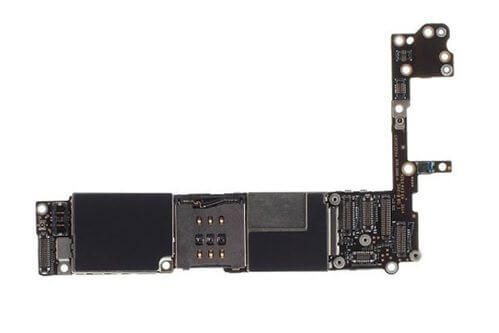 Hoe ziet het iPhone 6 moederbord eruit?