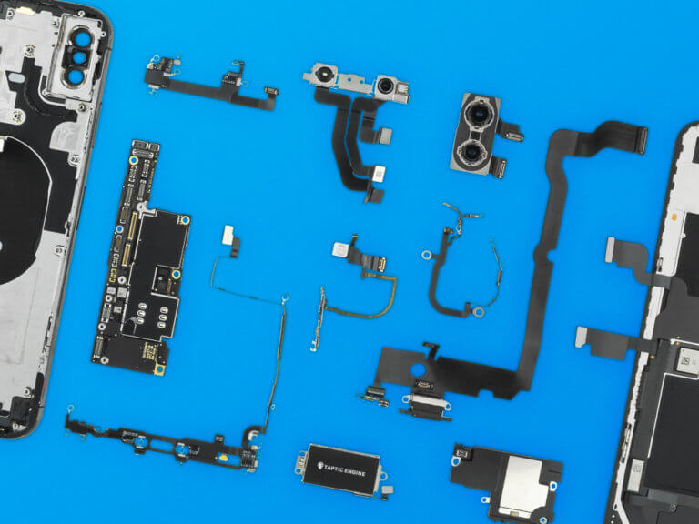 iPhone XS Max teardown